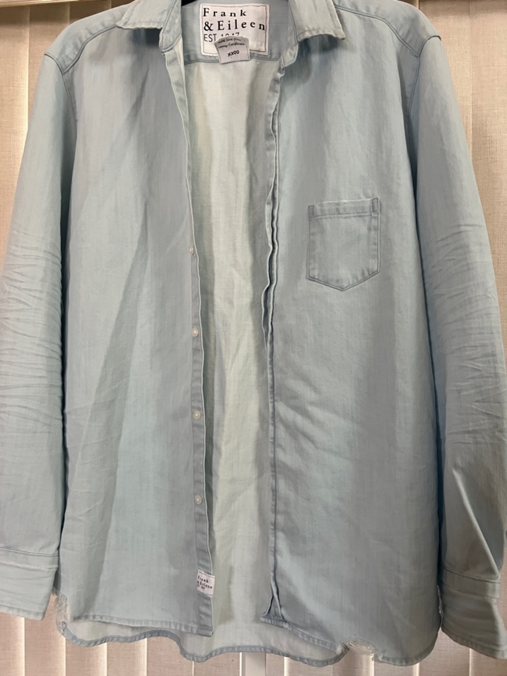 Frank & Eileen EILEEN DENIM shirts size Large - Picture 9 of 9